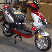 Scooter aus China 125 ccm, rot